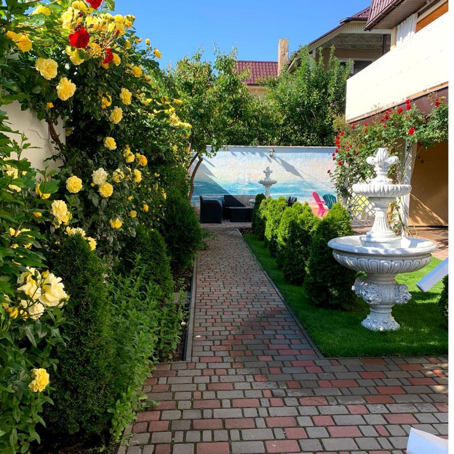 Guest House Santin Čornomorsk Exteriér fotografie